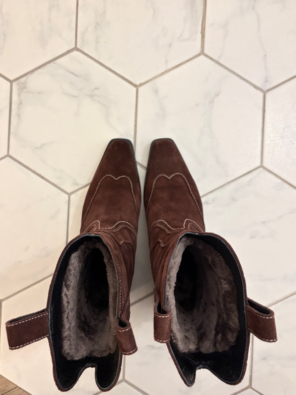 Women’s Brown Suede shearling Western Boots - Picture 3 of 6